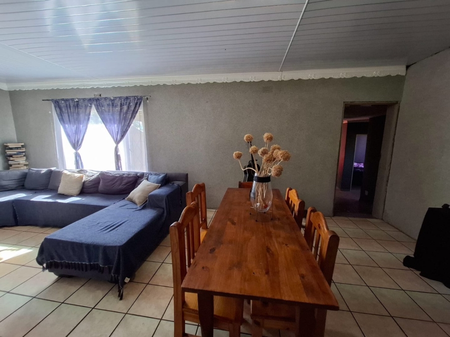 4 Bedroom Property for Sale in Oos Einde North West